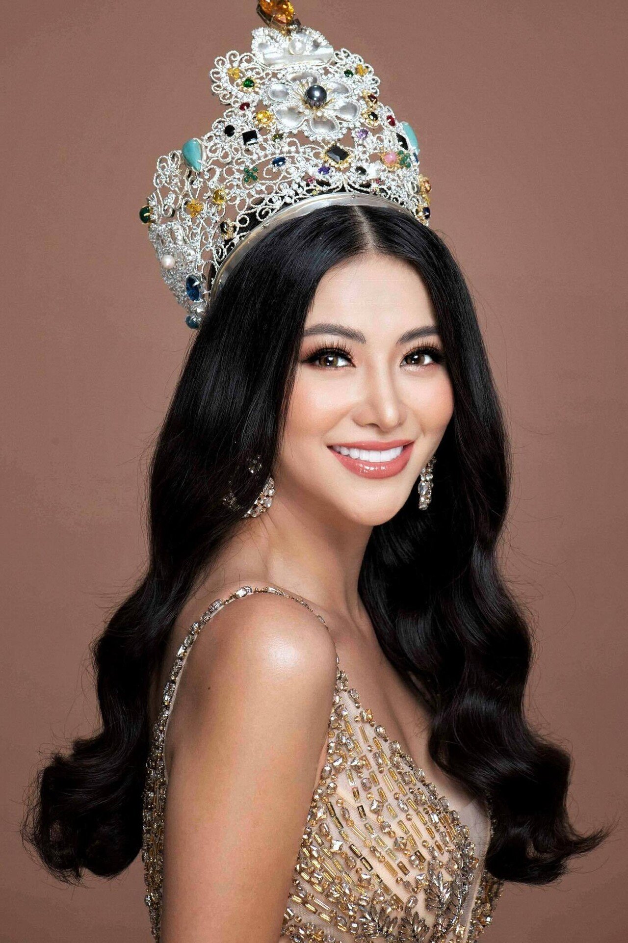 1 プルソワンベトナムが運営する新サービス Co2ショールーム に進展 株式会社プルソワン Note 1 プルソワンベトナムが運営する新サービス Co2ショールーム に進展 株式会社プルソワン Note