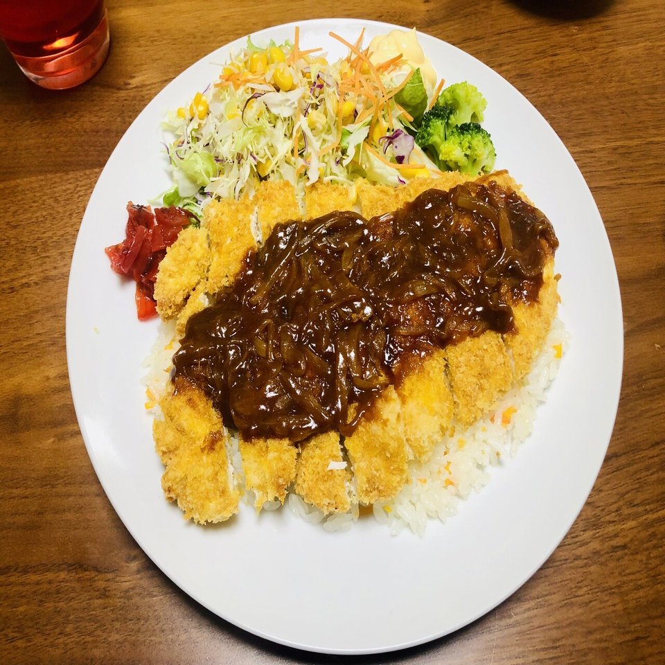 根室名物エスカロップ風 デミチキンカツライス ケイチェルおじ Note