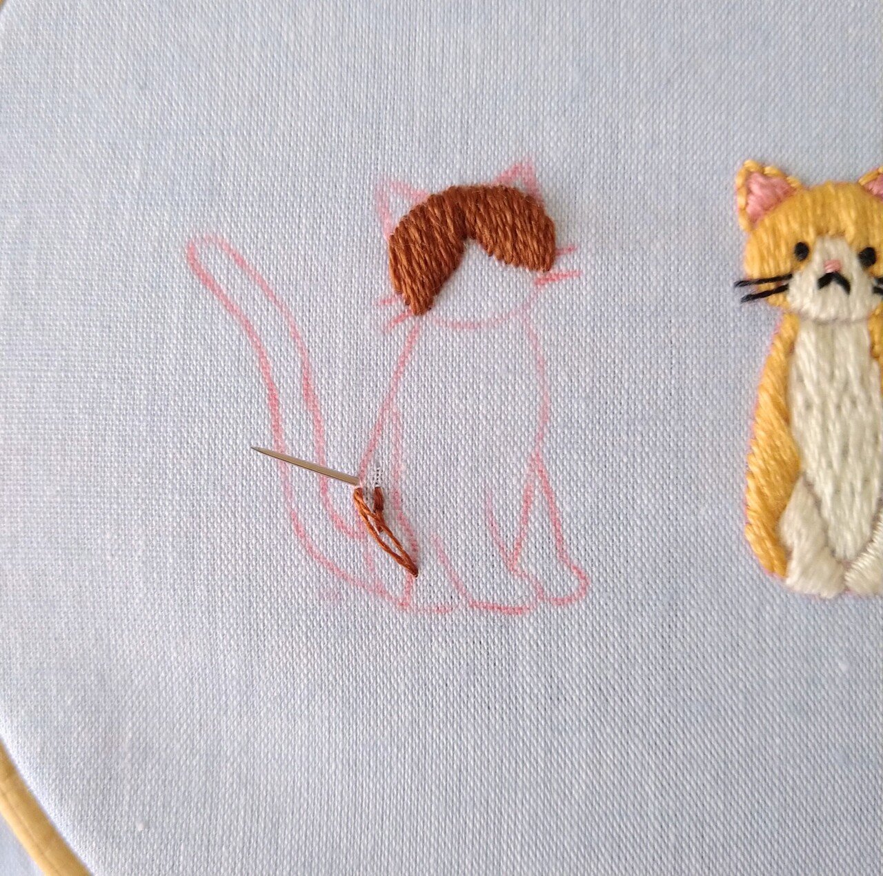 2匹の猫の刺繍図案🐈🐾 ステップ14 〜ハチワレ猫の模様の刺繍2