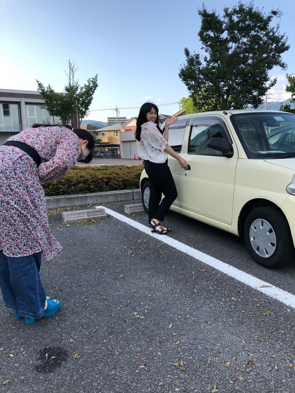 あずみお嬢様 車を買う Hikari Note あずみお嬢様 車を買う Hikari Note