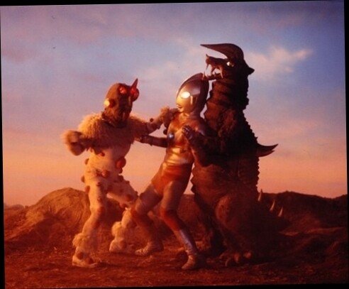 帰ってきたウルトラマン（スライスハンド編）｜ウルトラマンサイエンスラボ