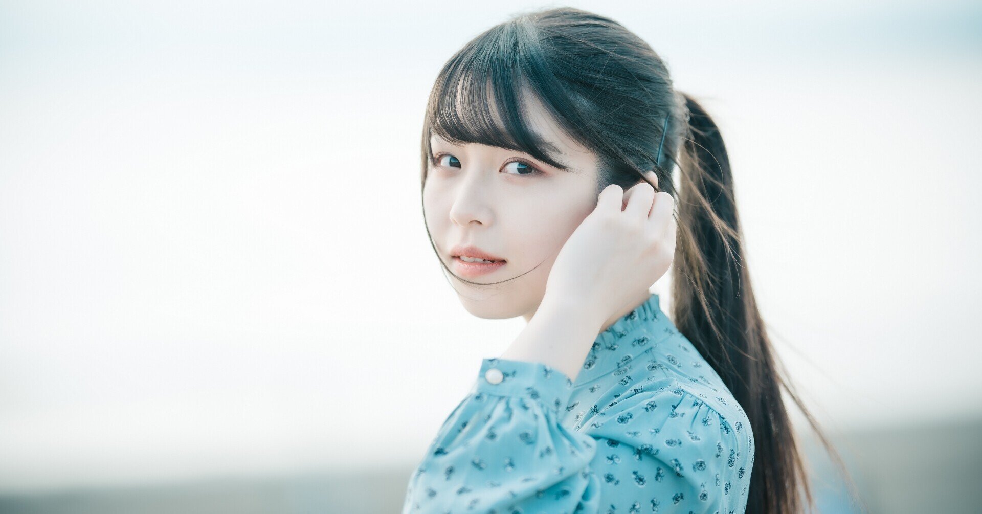 メイベル直筆サイン入り超大型写真…Mabel…イギリスのシンガーソングライター 2024年12月のアーカイブ – BIG LOVE RECORDS