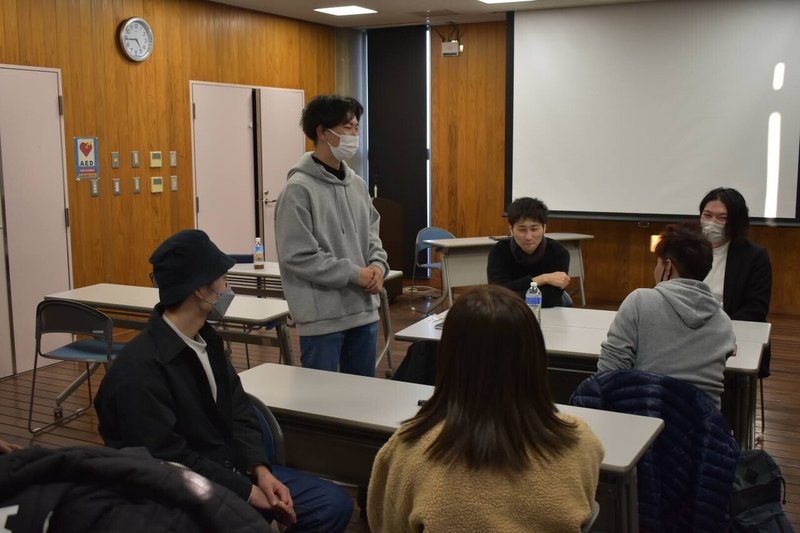 (*撮影用に乘冨さんだけマスクを外しています)