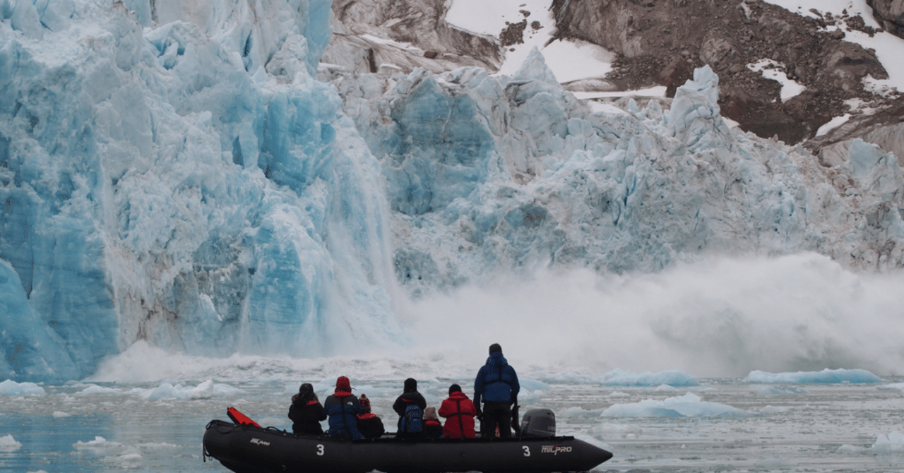 とける氷山 温暖化映す Miura Dolphins Note