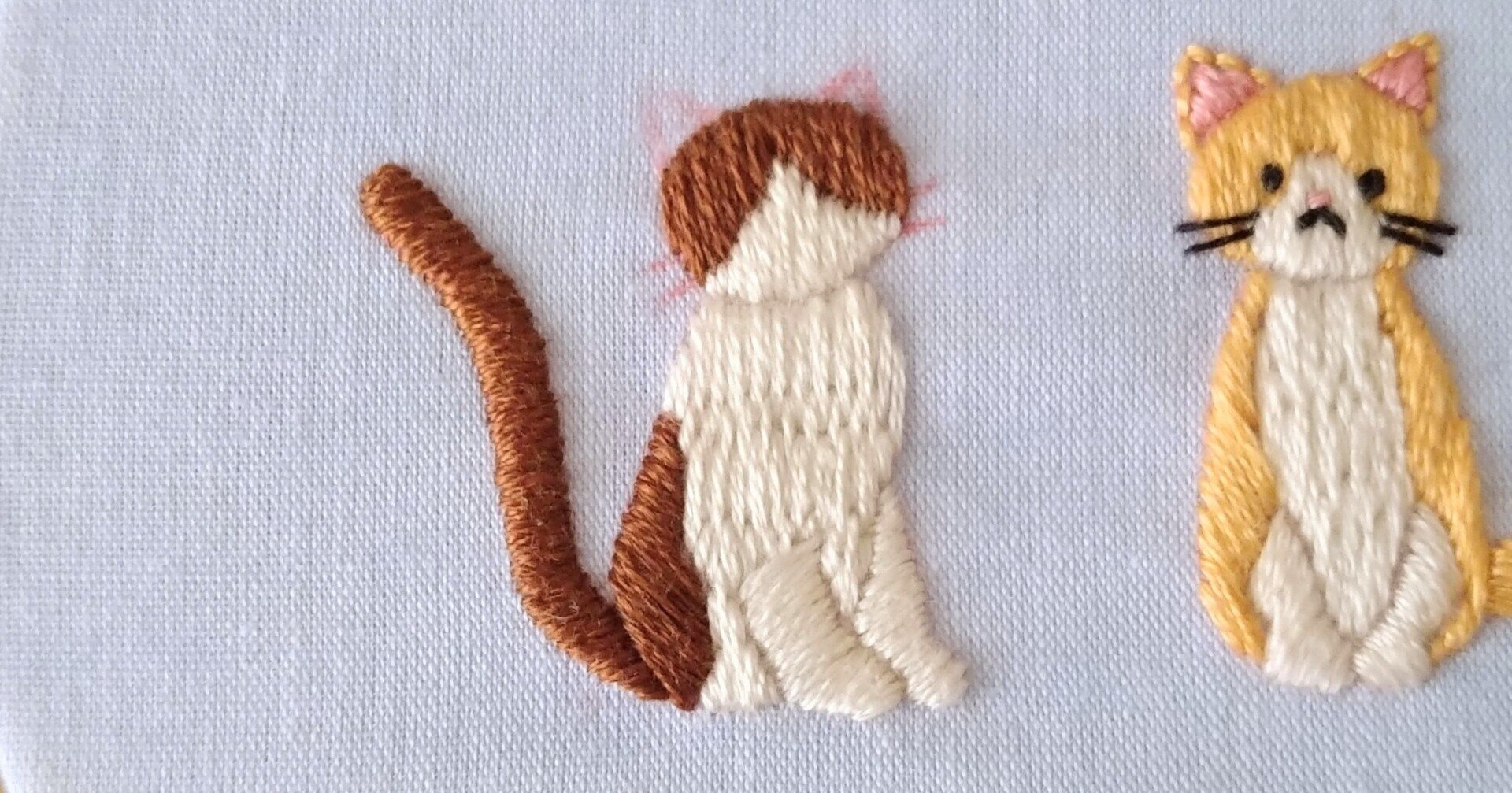 2匹の猫の刺繍図案🐈🐾 ステップ18 〜ハチワレ猫の体の刺繍