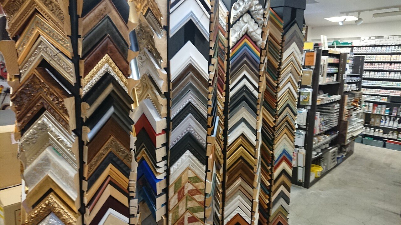 横浜駅の額縁が得意な画材屋さんへ行ってきたおはなし｜noly