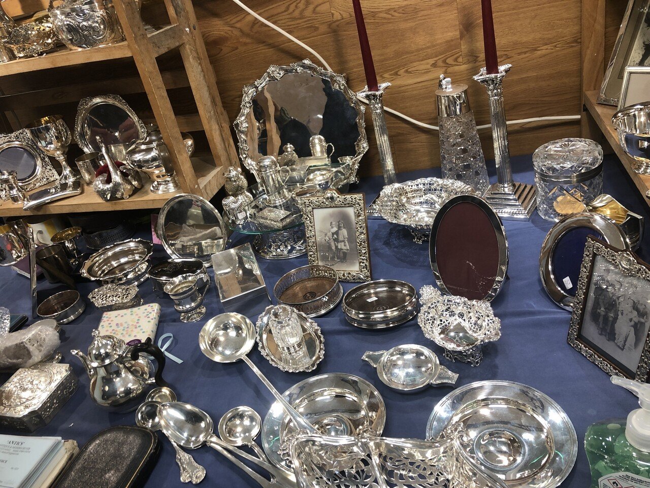 9 アンティークマーケットは交渉と交流の場｜notelondoner