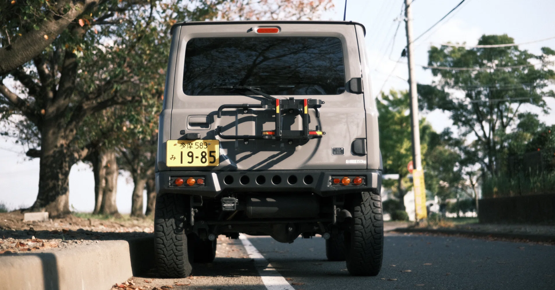 新車取外し】ジムニー JB64 3型 純正 リアバンパー 新車取外し】ジムニー JB64 3型 純正 リアバンパー