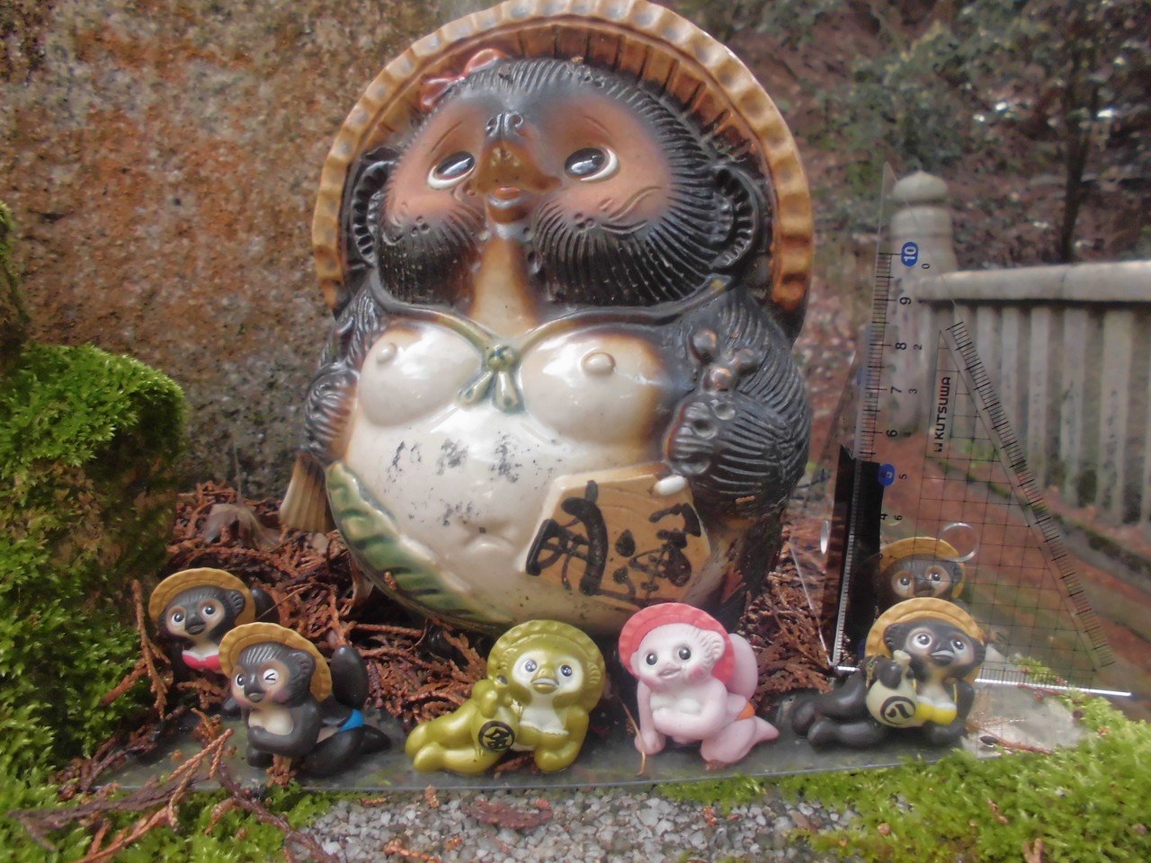 立っているタヌキ 置物 たぬき \u003e サイズで選ぶ \u003e 高さ：50cm〜60cm未満 : まるいち本店