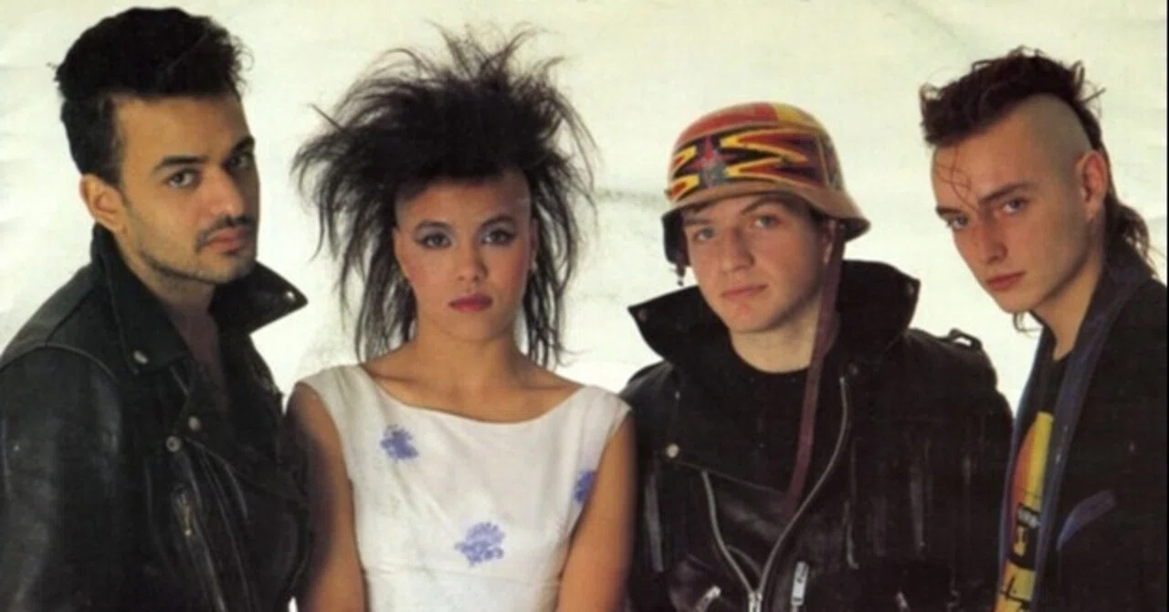 Bow Wow Wow / I Want Candy(1982 UK:9 US:62)｜マサ | 洋楽情報