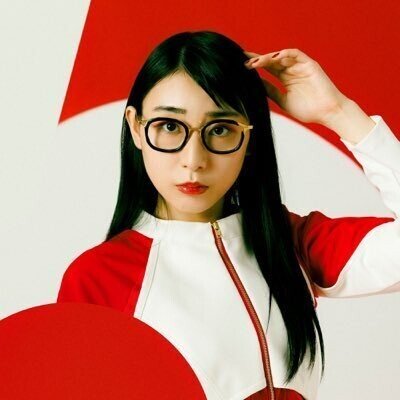 今注目の6人組アイドルグループ、BiSH!!!｜LiME