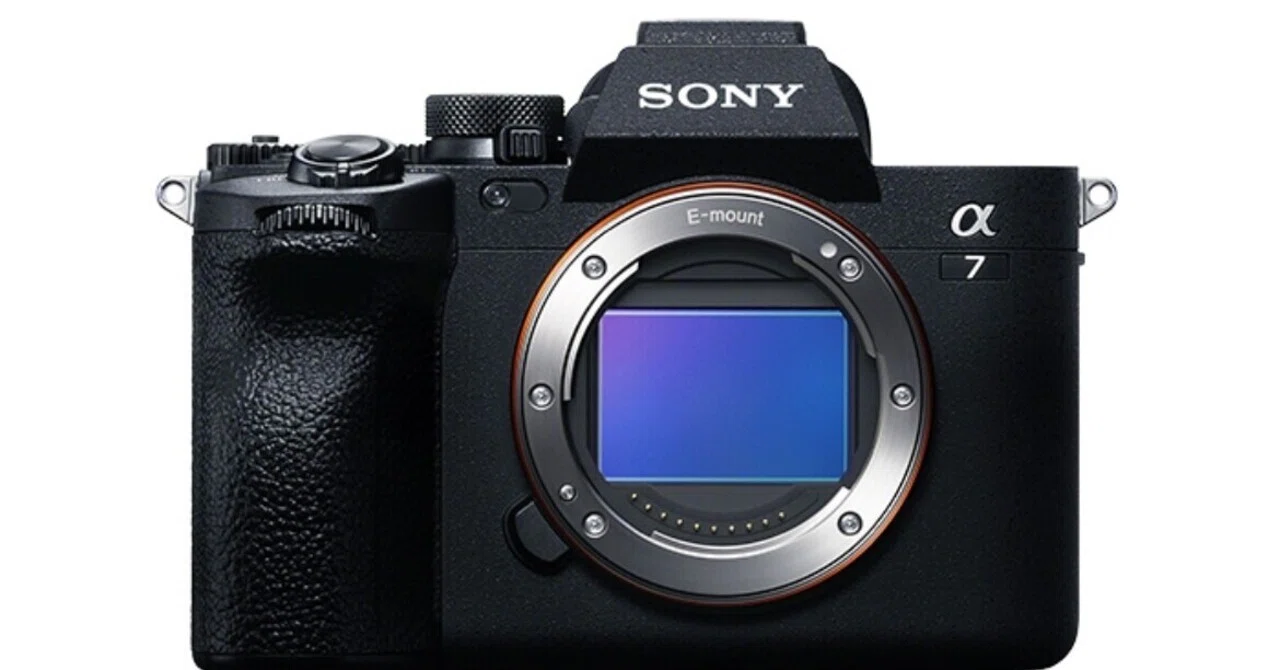 α7iv届くの楽しみすぎる】スチルメインの僕がX-E4からα7ivへ乗り換える 