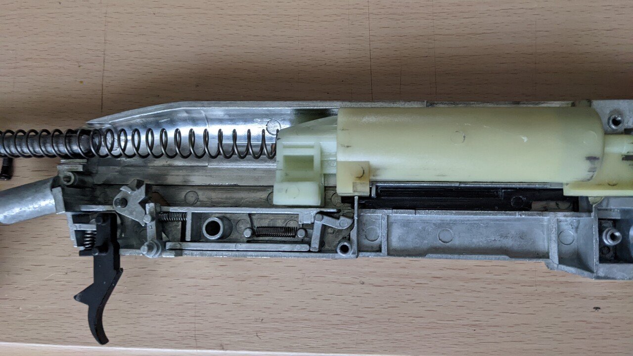 S&T M870の弾づまりを直す｜霧島みけ