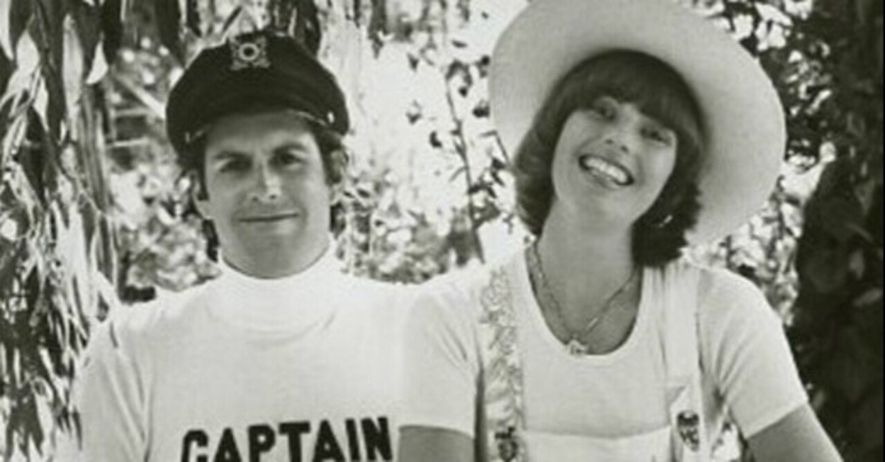 Captain&Tennille / Love Will Keep Us Together(1975 US:1 UK:32
