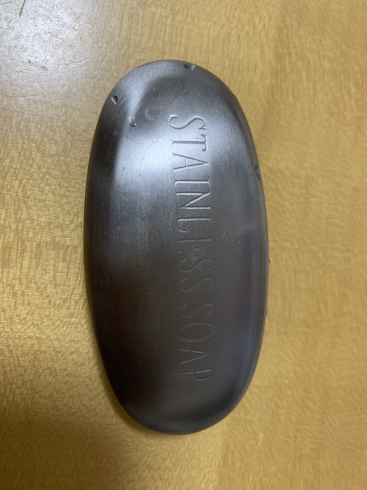 ステンレスソープ 商品名は忘れちゃったけど こう書いてあるからこれが商品名だったのか お魚とか生臭い素材を扱った時にこれで手を洗うと臭い が取れると言う優れもの ほんとに取れちゃうんだな 殺菌はできない ごっちゃんのこだわり Note
