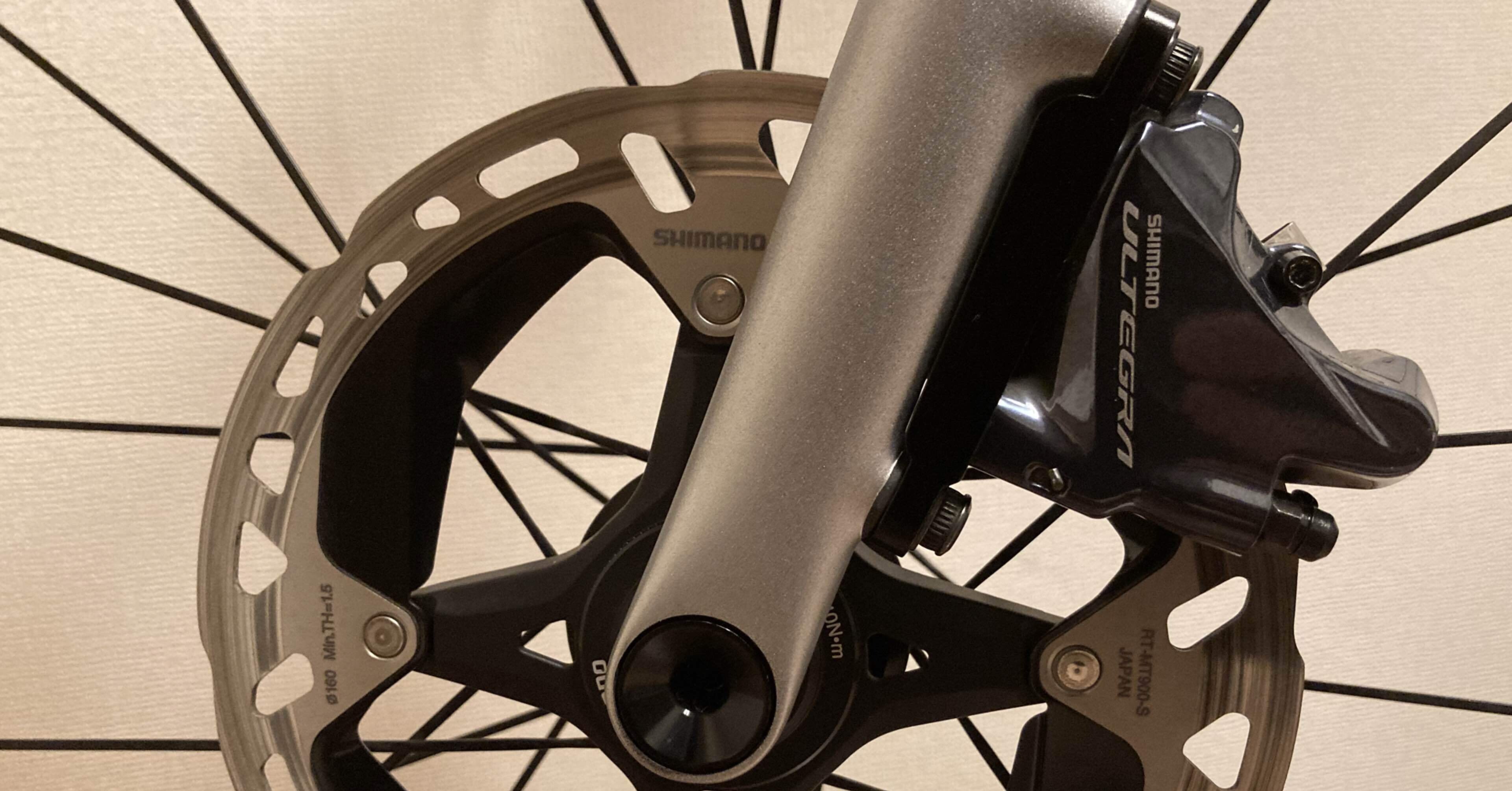 ほぼ新品。ロードバイク用ホイール。ディスクブレーキ対応。前後セット。 ほぼ新品。ロードバイク用ホイール。ディスクブレーキ対応。前後セット。