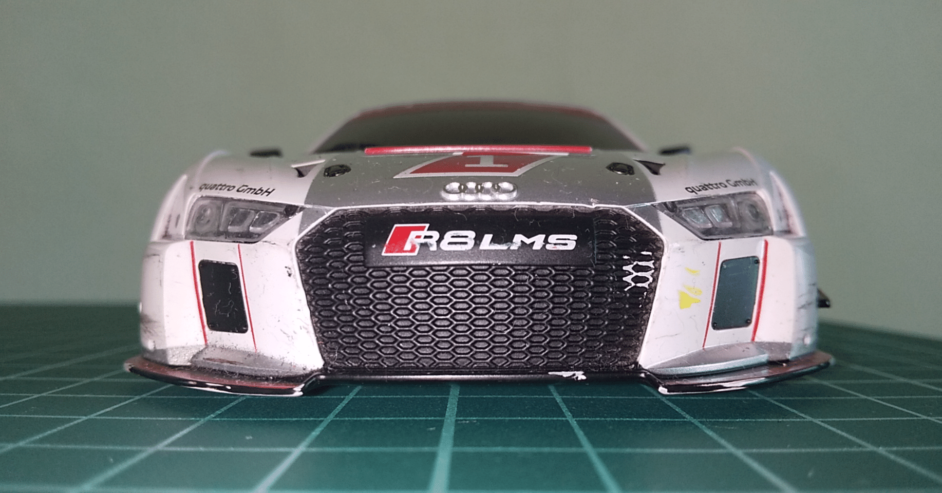 京商 ミニッツRWDシリーズ レディセット Audi R8 LMS 2015 White 32344AS