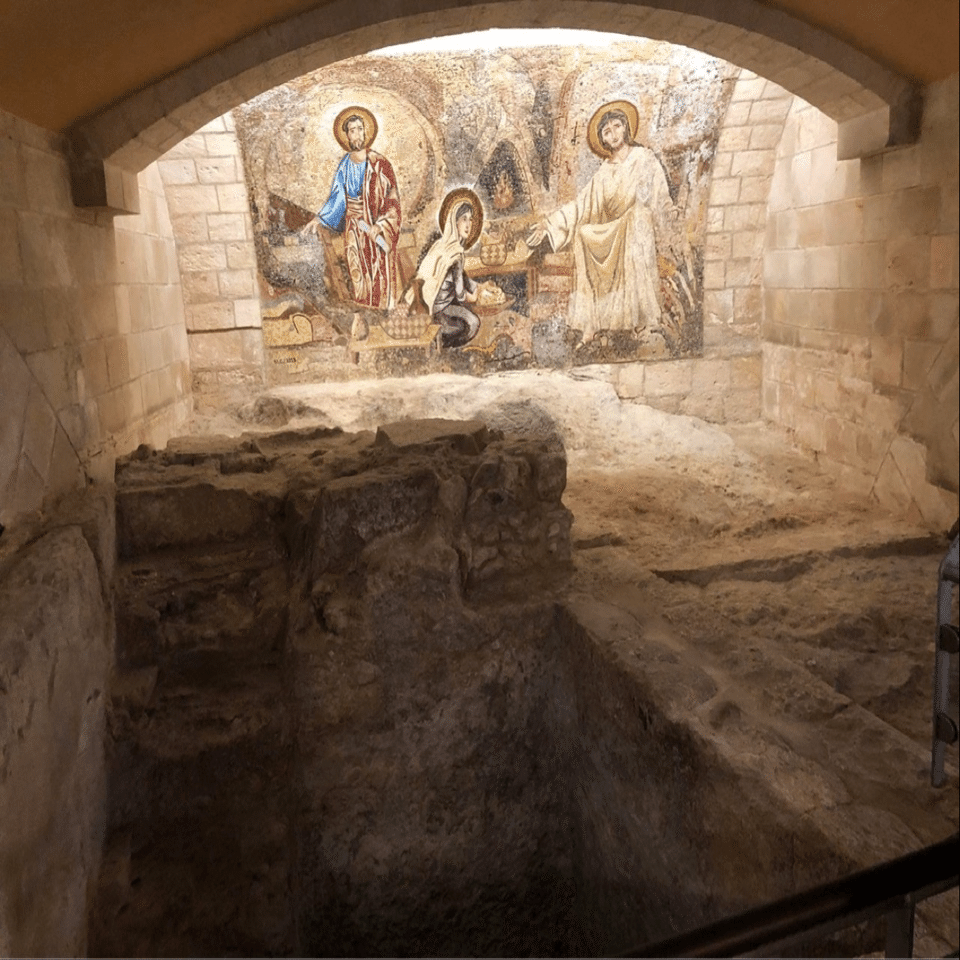 ナザレ】クリスマスの本場、イエス・キリストが育った街”Nazareth