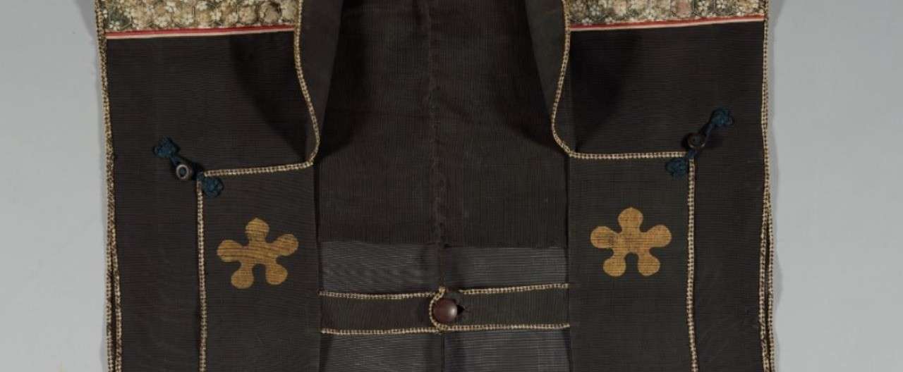 小田氏陣羽織_常総ミュージアム所蔵_