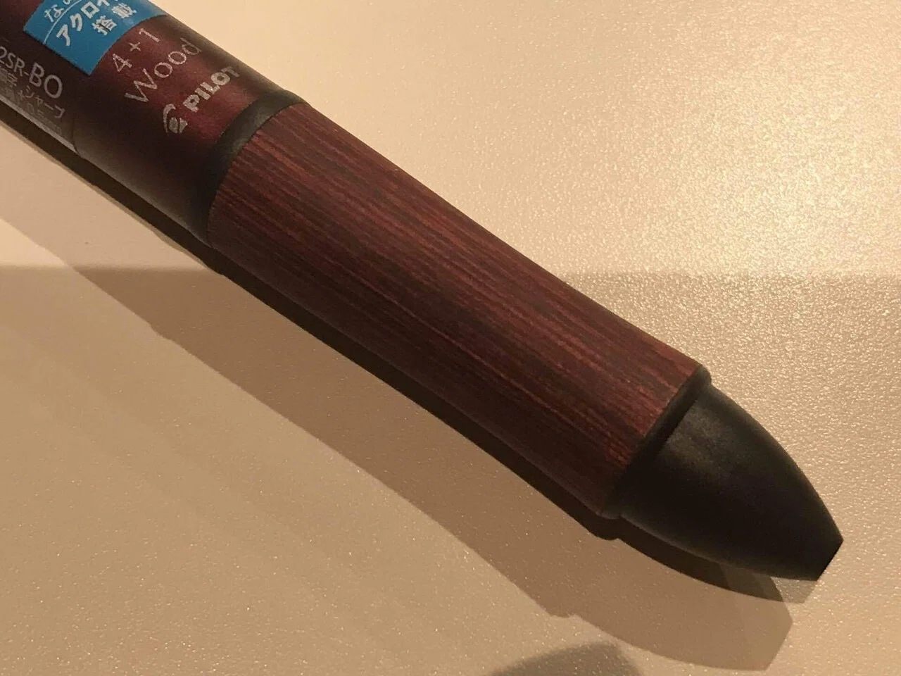 PILOT 「4+1 Wood」 アクロインキ4色ボールペン細字(0.7mm)+0.5mm
