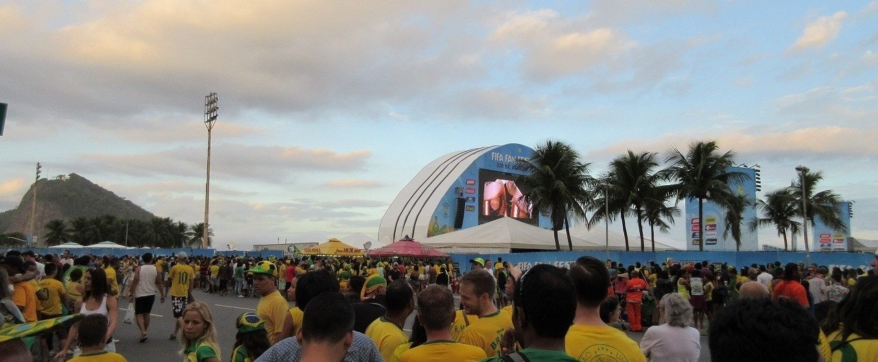 ブラジルからロシアへ 現地組も 国内組も この祭りを楽しもう 中村慎太郎 旅とサッカーを紡ぐowl Magazine Note