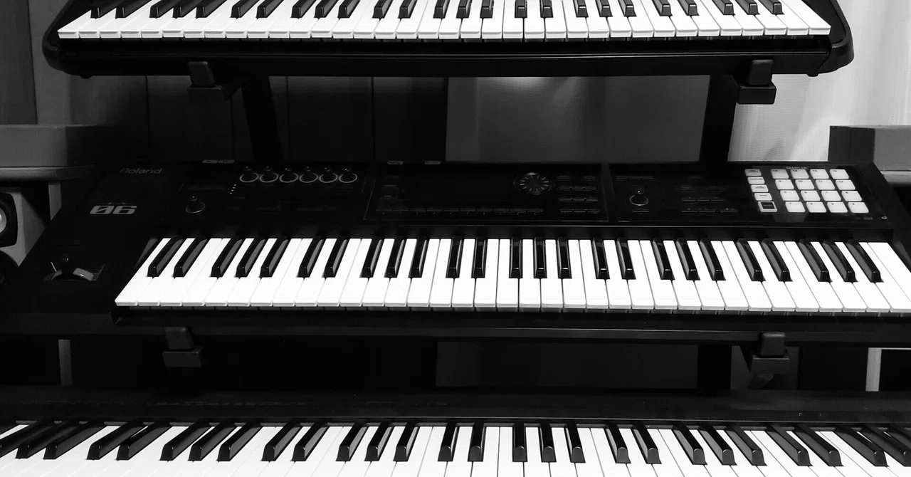 ON STAGE STANDS / キーボードスタンド【3段】 ON STAGE STANDS / キーボードスタンド【3段】