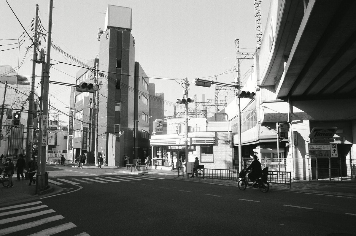 Ayaさん。⌘完動品！ 作例あり Nikon F60+35-70mmセット！⌘ 20211223 Nikon F60にAi AF Nikkor 28mmとORIENTALのSEAGULL100