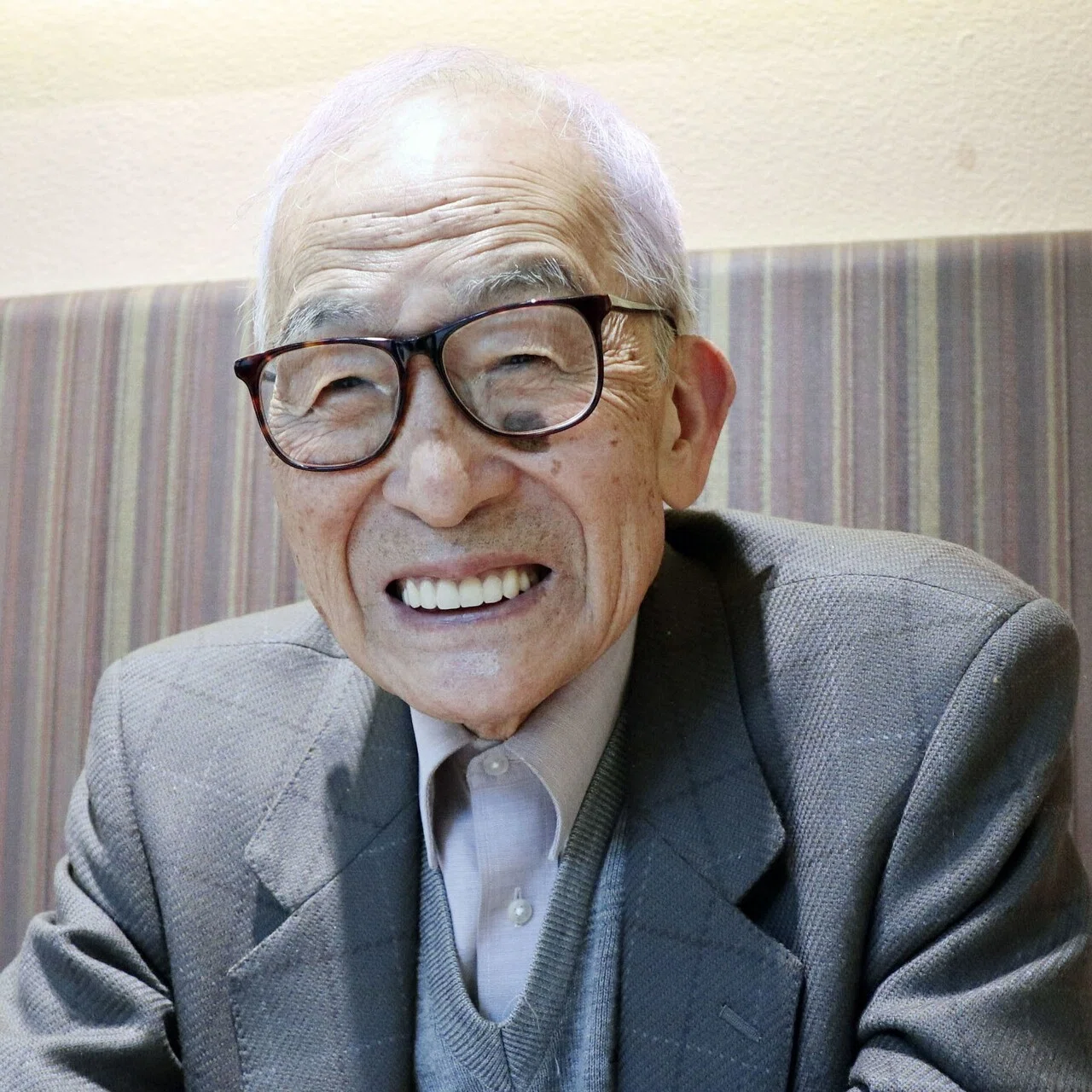 湯川秀樹 素粒子物理学の開祖 佐藤文隆 100周年記念企画 100年の100人 文藝春秋digital 湯川秀樹 素粒子物理学の開祖 佐藤文隆 100周年記念企画 100年の100人 文藝春秋digital