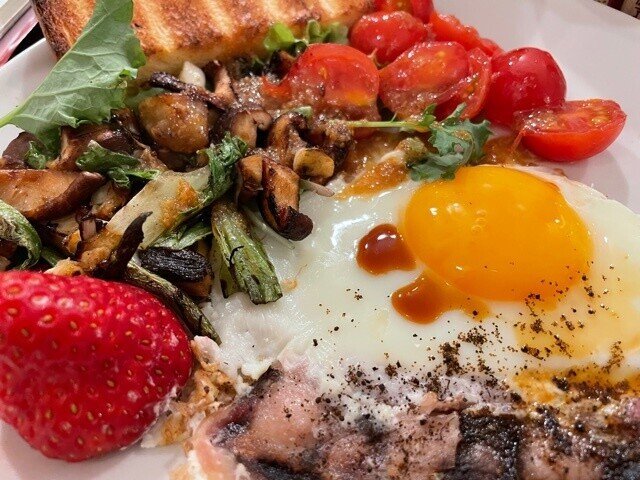 はかせ日記 21 12 25渋谷ロフト９ ジョニフェス２０２１ ラジオ ゲストｎｅｗｓ加藤シゲアキくんが発表反響 園子温監督に挨拶 渋谷に 浅草フランス座 出現 三木とインドネシア料理 バス帰宅 水道橋博士 Note