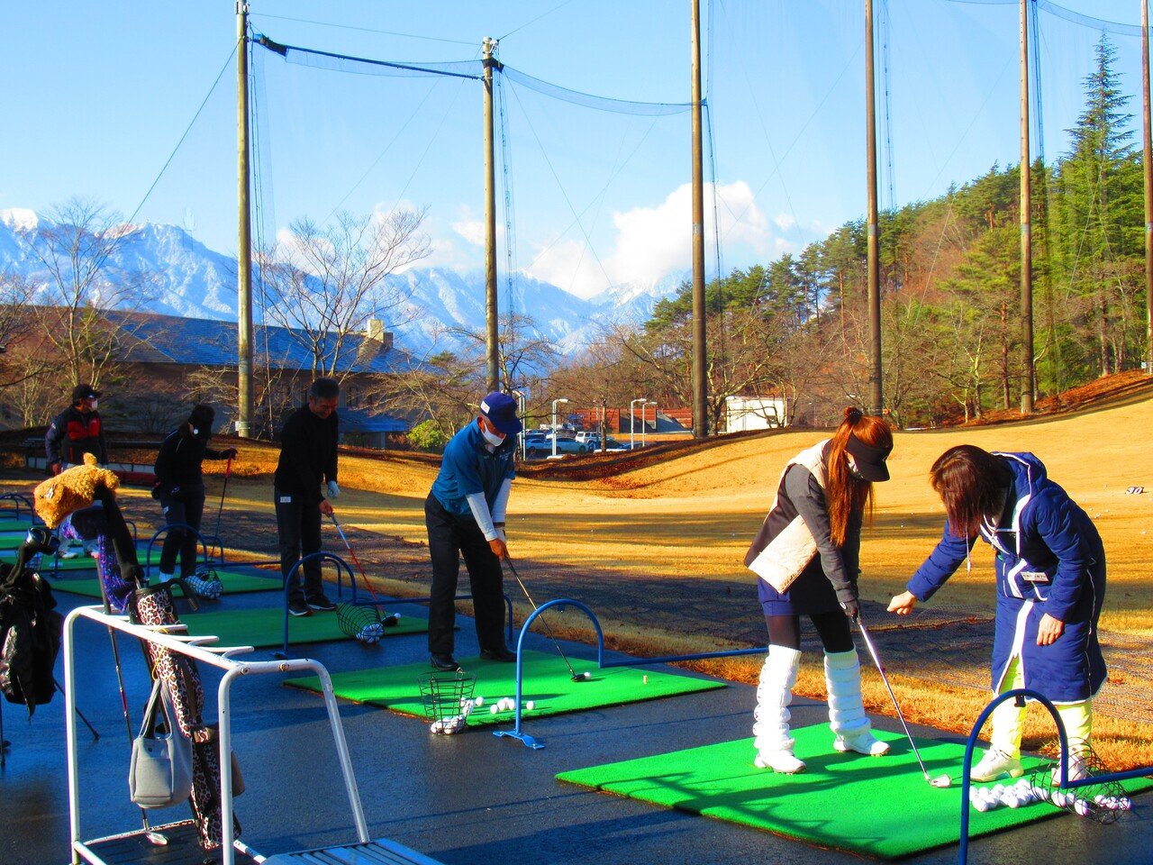 石井真由美プロ練習場レッスン風景 Lgcサンパーク明野コース Note 石井真由美プロ練習場レッスン風景 Lgcサンパーク明野コース Note