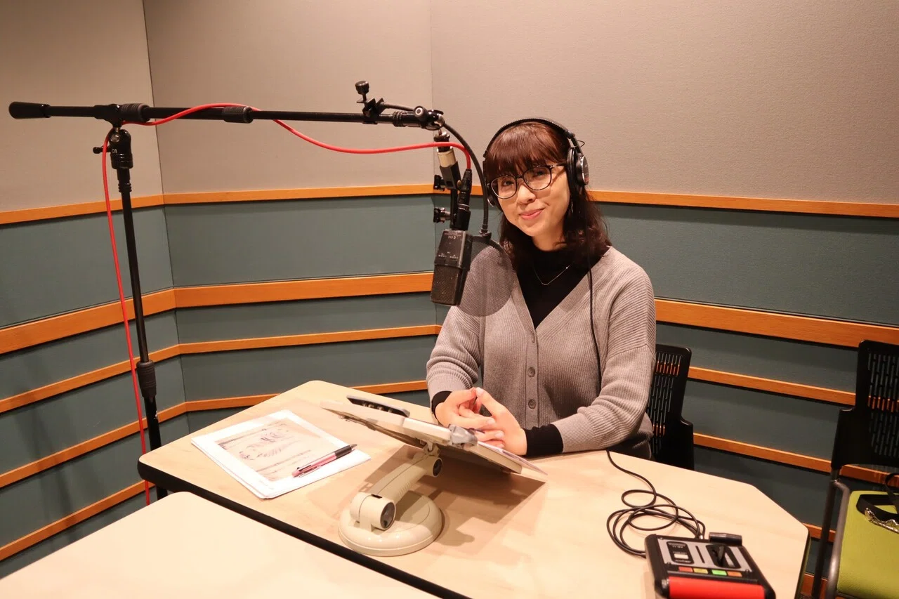 インタビュー 音声ガイドナレーションのプロフェッショナル 恒松あゆみさんに聞く 京都国立博物館名品ギャラリー音声ガイド収録現場から アコースティガイド ジャパン Note