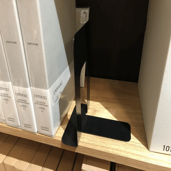 続・ブックエンド難民に届けたい 「直角＋1面の本立て」の話｜山下