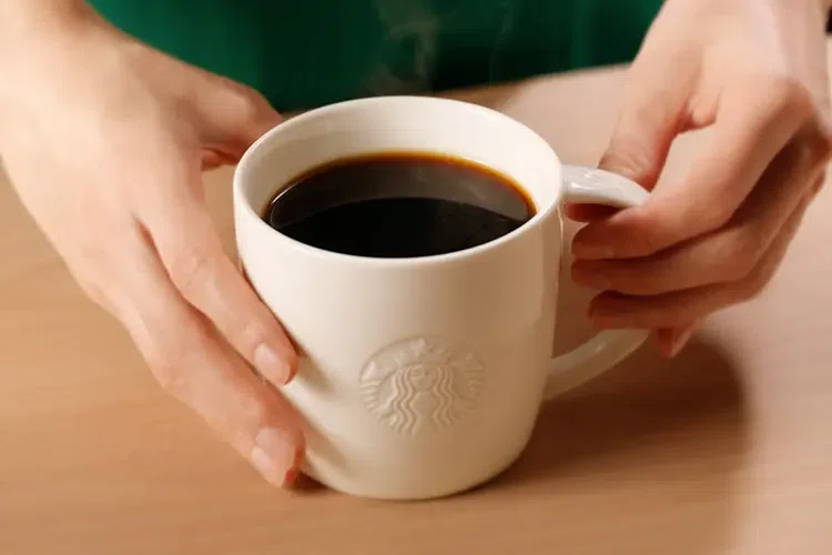 新商品 21年5月25日 スタバの缶コーヒーがamazon限定発売 スターバックス ブラックコーヒーショット Camploggear Note 新商品 21年5月25日 スタバの缶コーヒーがamazon限定発売 スターバックス ブラックコーヒーショット Camploggear Note