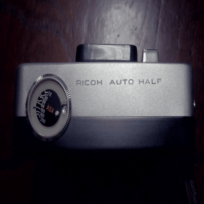 ジャンクカメラいじり】リコーオートハーフ初代｜おしゃま