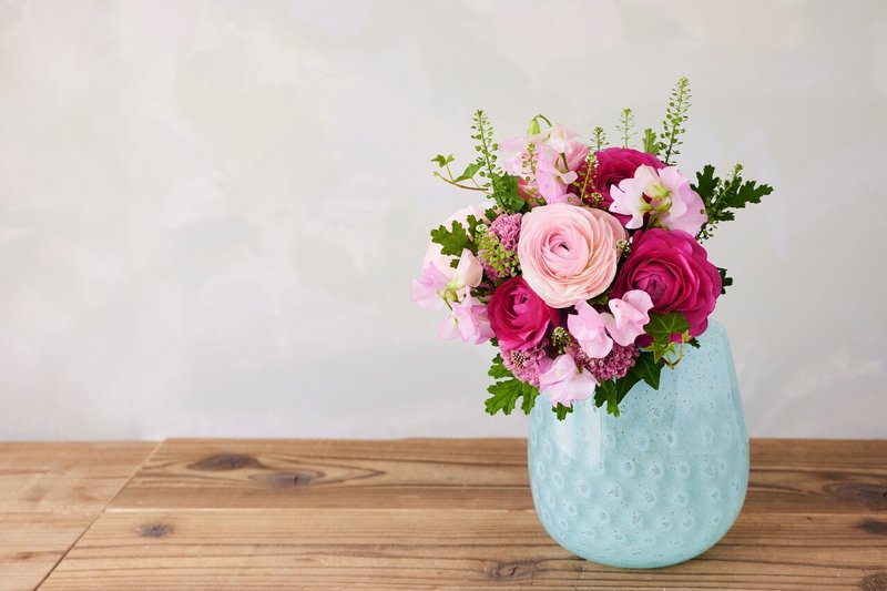 Ranunculus ラナンキュラス 薄い花びらが重なり合う花 フラワースクール Hana Kichi Note