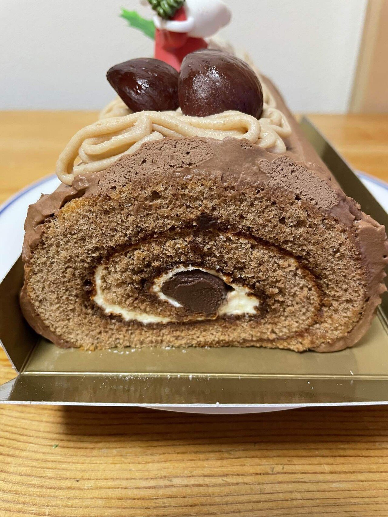 メリークリスマス ユーハイム 生チョコマロンロール はりねずみ Note