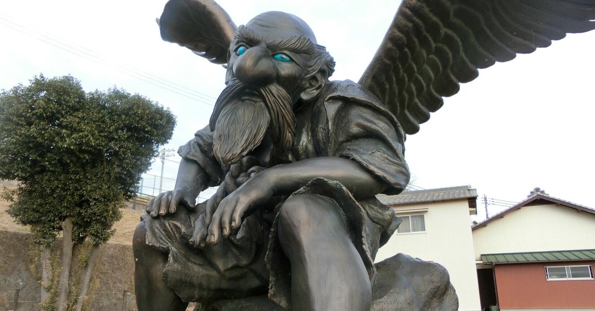 河童vs天狗!辻川山公園の「鈴ノ森神社・薬師堂」は神仏習合「神積寺