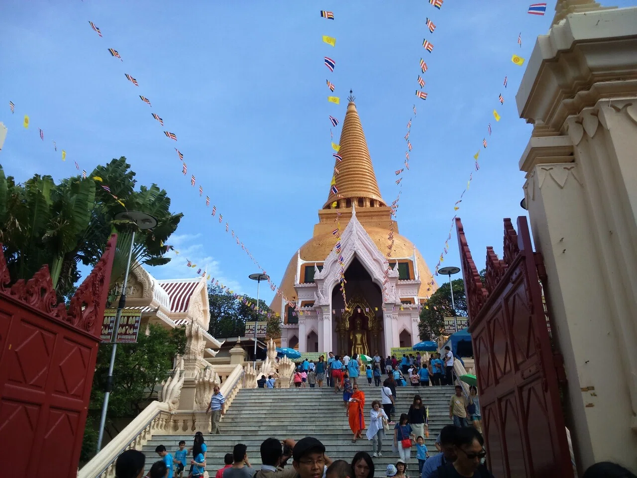 東南アジアの風景 (33) タイ｜ナコンパトムの世界一高い仏塔｜Katy
