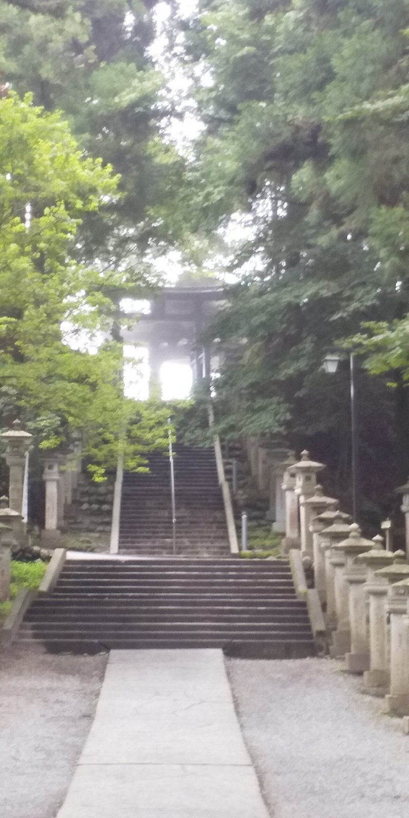 三峯神社３