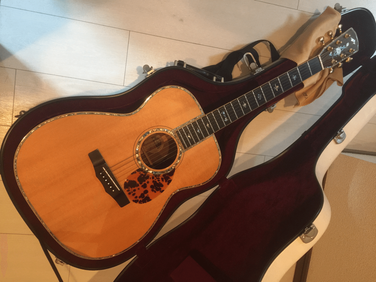 美品　弾き語りしようぜ！気分は谷村新司モーリスMFエレアコ　アコギもOK！ 美品 弾き語りしようぜ！気分は谷村新司モーリスMFエレアコ アコギもOK！