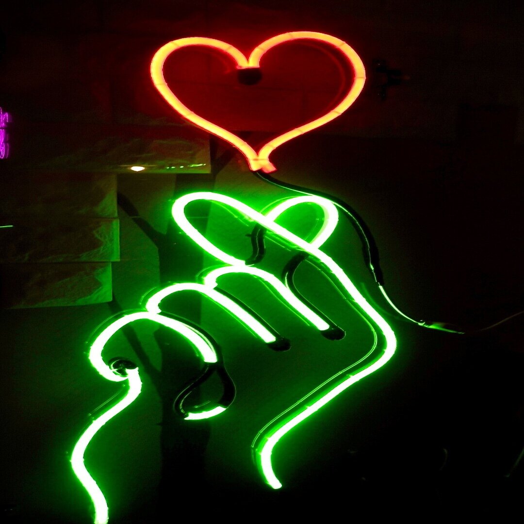 渋谷 カワイイ を追求したエモいサカバができちゃった 東京食べあルーク Note