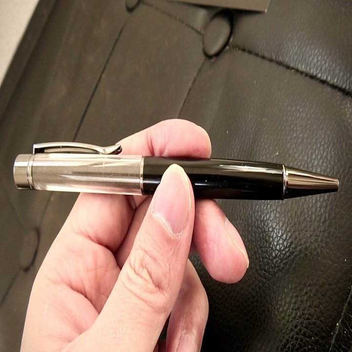 全国発送可能】🪨宇宙からの贈り物🎁隕石ボールペンで今年の願いを書