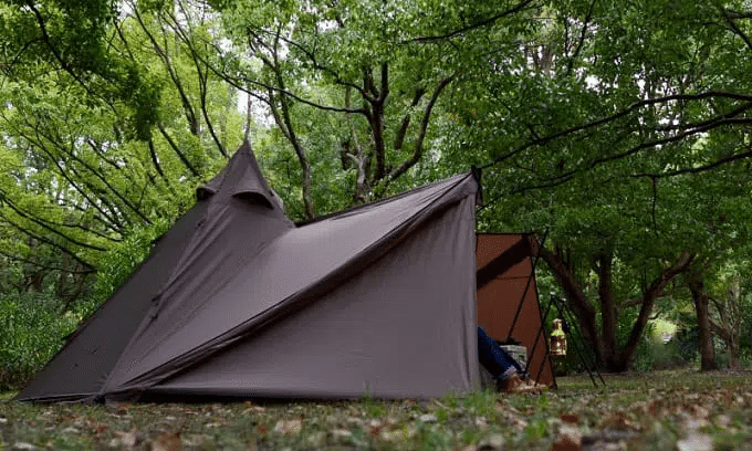ワンポールテントのデットスペース問題を解決したHilanderのA型