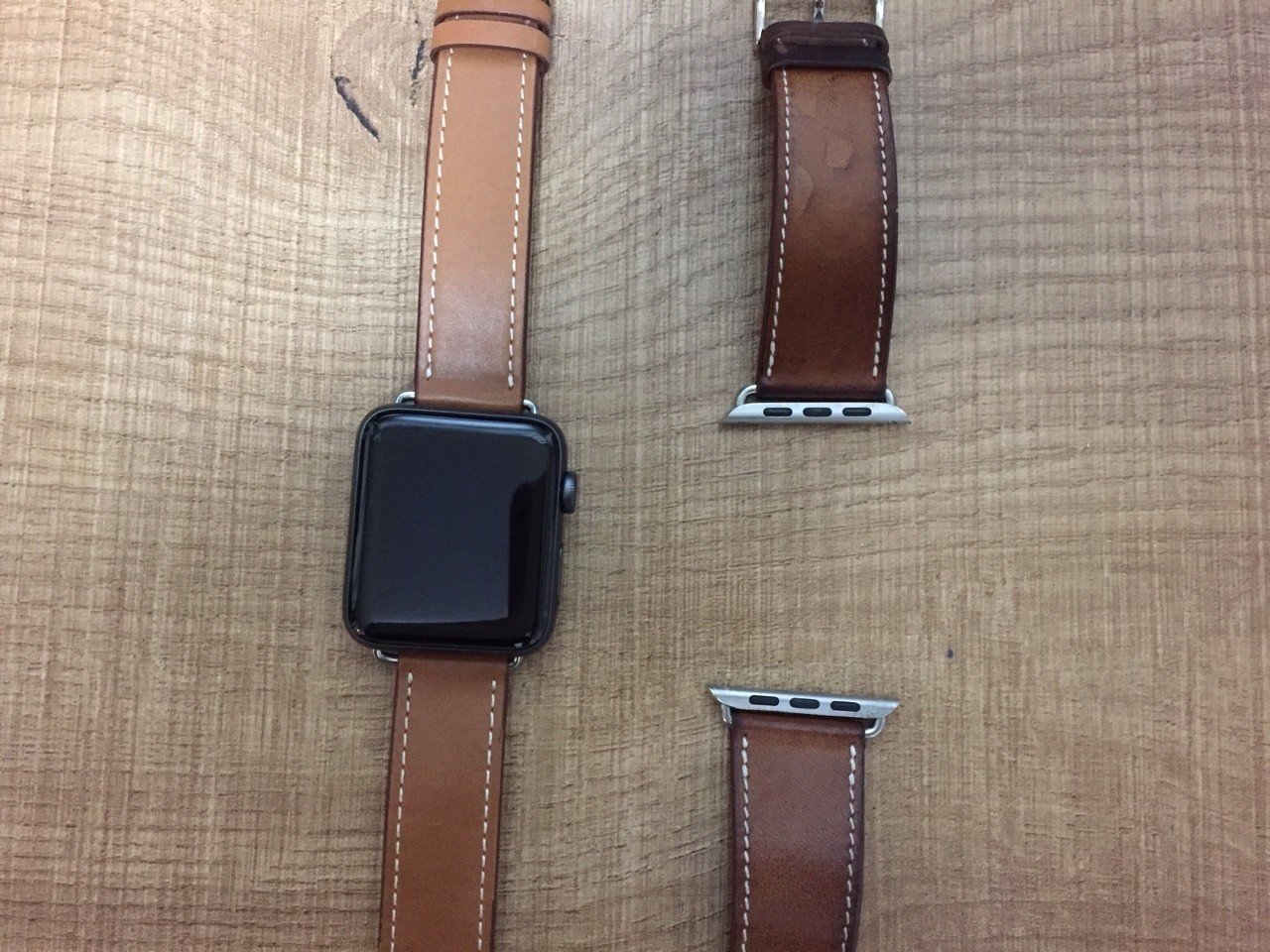 Apple Watchのエルメスベルト、本物と偽物を比較してみた｜ある