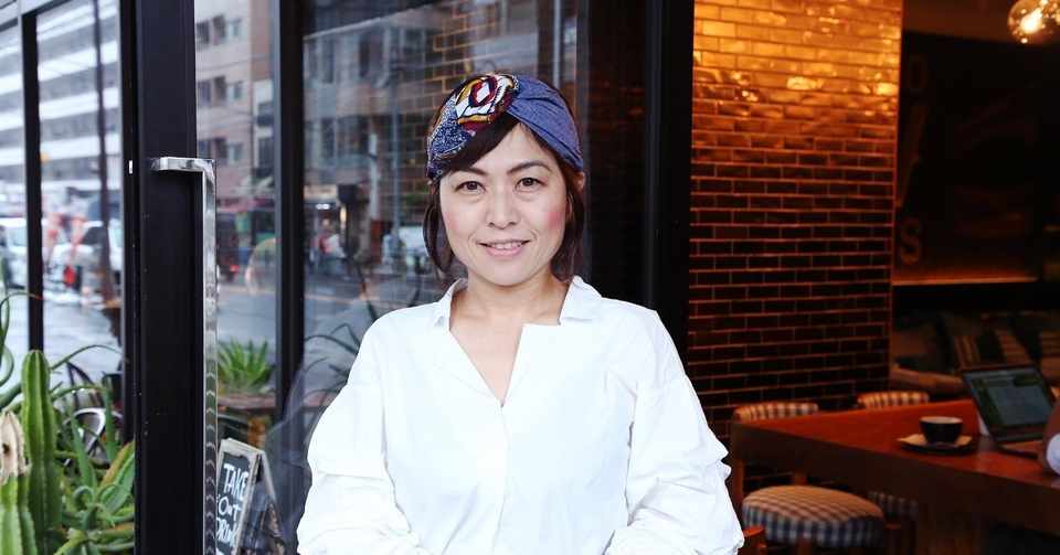 いばらの道か 幸せへの道か 事実婚歴13年の小野さんが 籍を入れ