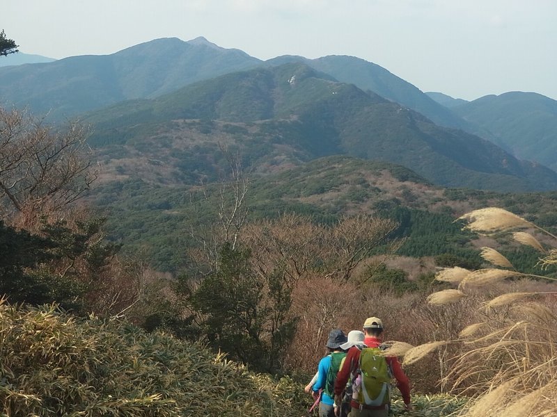 金山背振山往復縦走 (14)