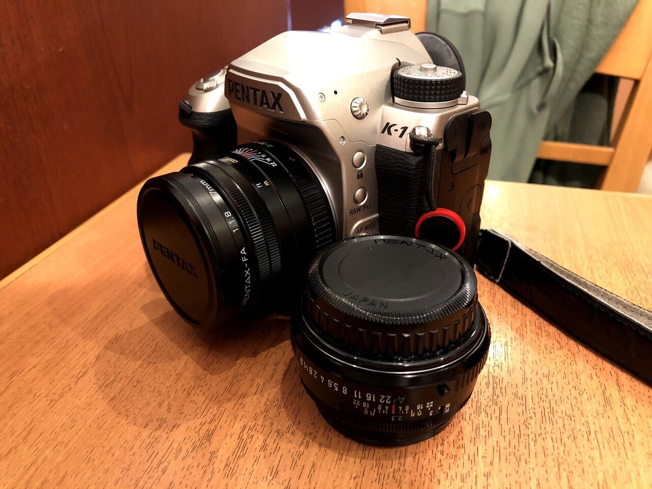 実写確認済 サンプル作例掲載 ペンタックス 軽量 電子式一眼レフ MG ペンタックスMG一眼レフカメラ（1982年1月配布物） | カメラ