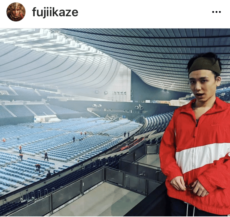 新品　藤井風　リップ　希少　レア HAPPY NEW YEAR 2022 - ねそべり紅白 - YouTube