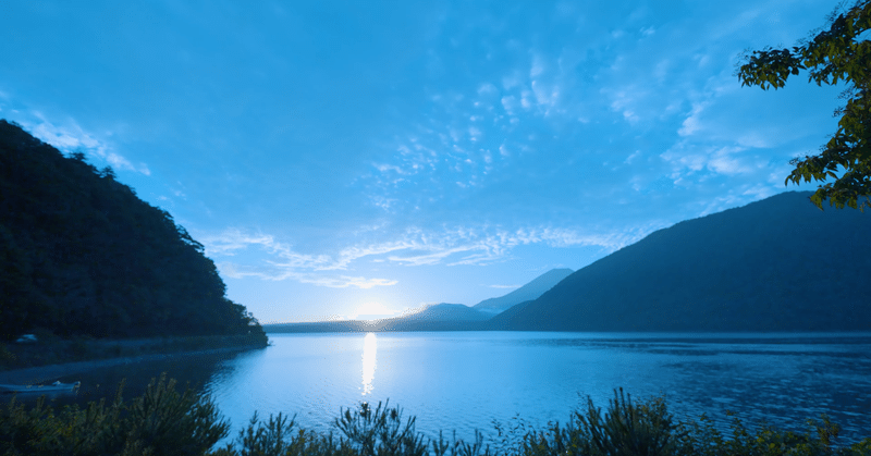 自然のこと15 [自然音と4K映像] 本栖湖（山梨）の早朝／2021.10.08／寒露