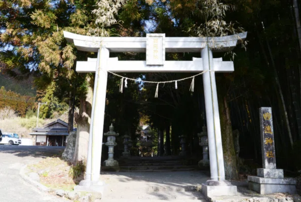 国造神社鳥居